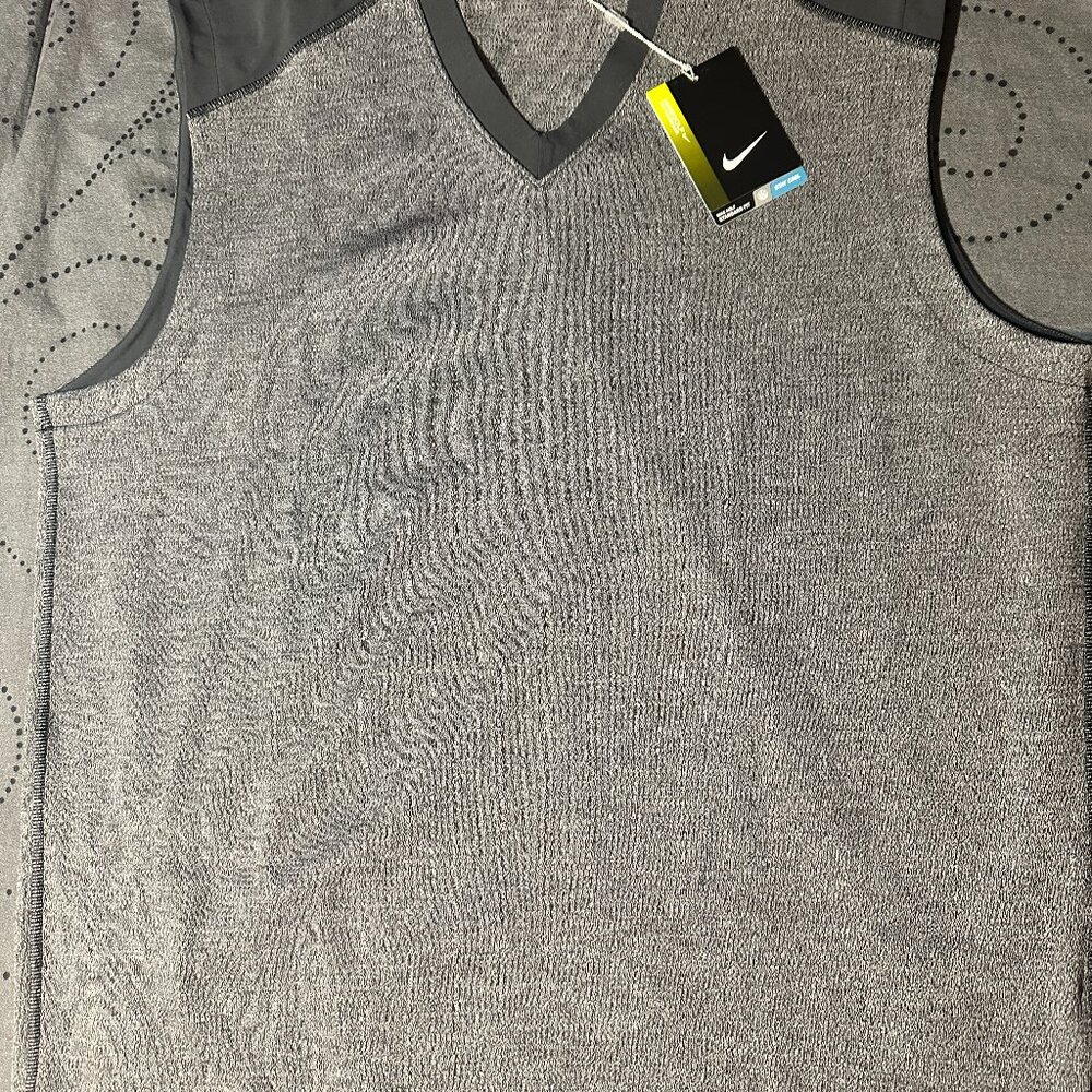 NIKE GOLF TOUR PERFORMANCE " V " DARK GRAY & H.GRAY VEST COLLAR SIZE L MEN $80